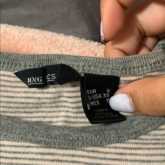 T-shirt - Picture 2 of 4